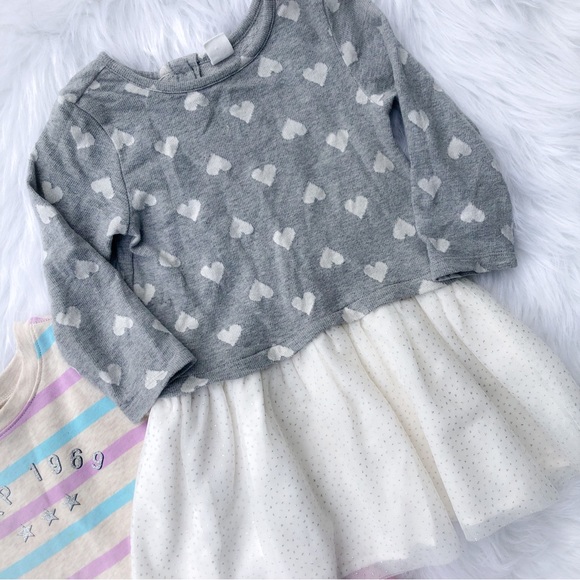 Bundle 2 Gap Toddler Dresses - Picture 2 of 4